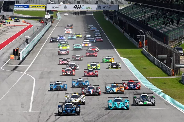 Race 1 Start