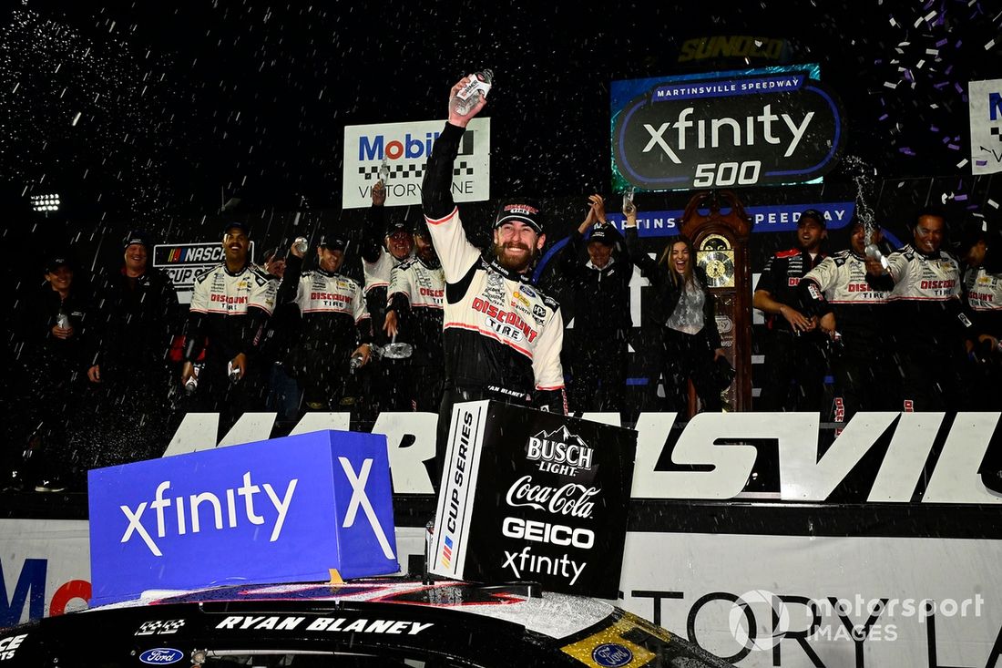 Ryan Blaney, Equipo Penske, Discount Tire Ford Mustang