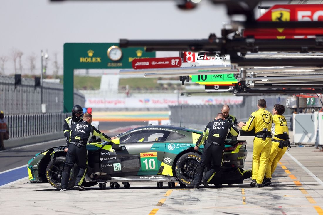 #10 Racing Spirit Of Leman Aston Martin Vantage AMR LMGT3: Derek Deboer, Eduardo Barrichello, Valentin Hasse Clot