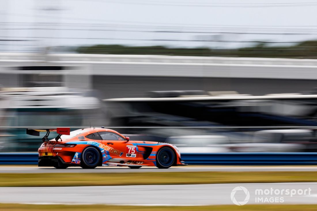 #75 Express Mercedes-AMG GT3: Kenny Habul, Mikael Grenier, Jules Gounon, Maro Engel