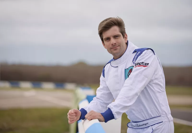 Lucca Messer als Roland Ratzenberger in Senna