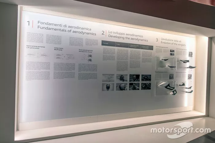 Pannelli espositivi della mostra Anatomia della Velocita