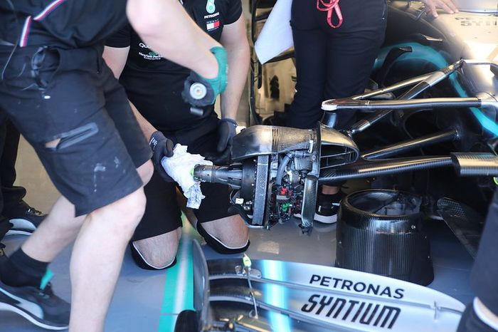 Detalle de los frenos delanteros del Mercedes AMG F1 W10