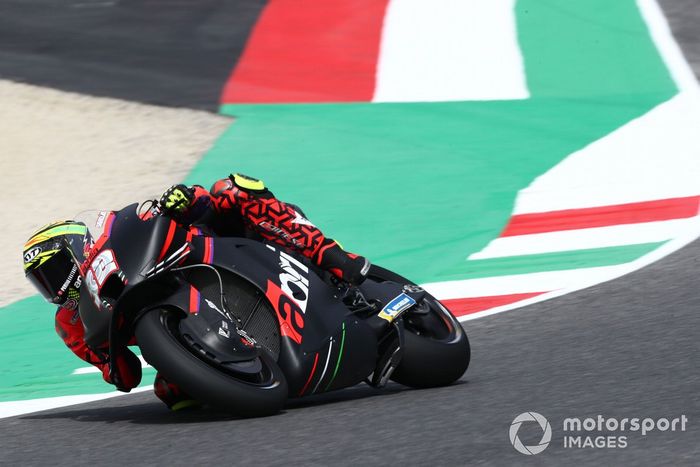 Lorenzo Savadori, Aprilia Racing Team