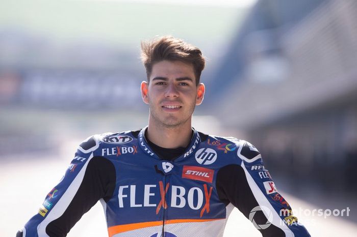 Augusto Fernandez, Pons HP40