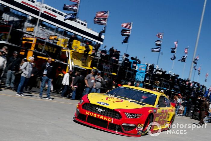 Joey Logano, Team Penske, Ford Mustang Shell Pennzoil