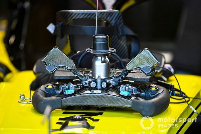 El volante del Renault R.S.19
