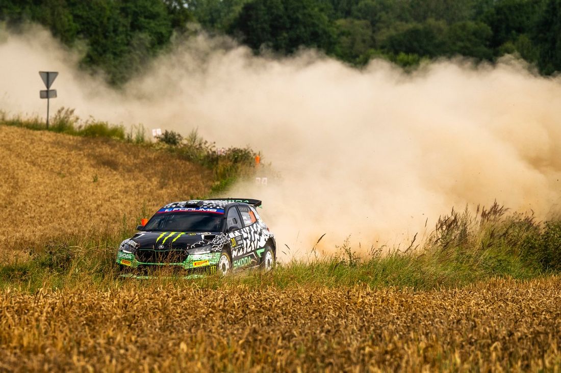 Oliver Solberg, Elliott Edmondson, Toksport WRT Skoda Fabia Evo Rally2