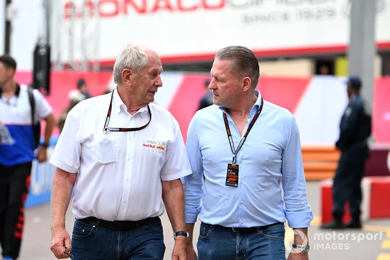 Helmut Marko, consultant, Red Bull Racing, Jos Verstappen