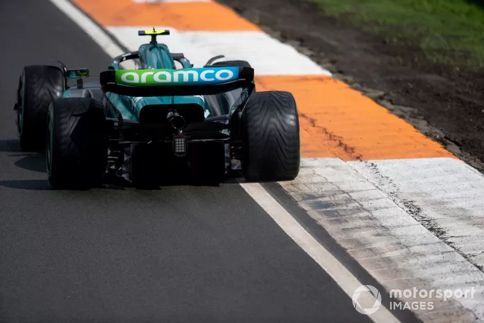 Fernando Alonso, Aston Martin AMR23 