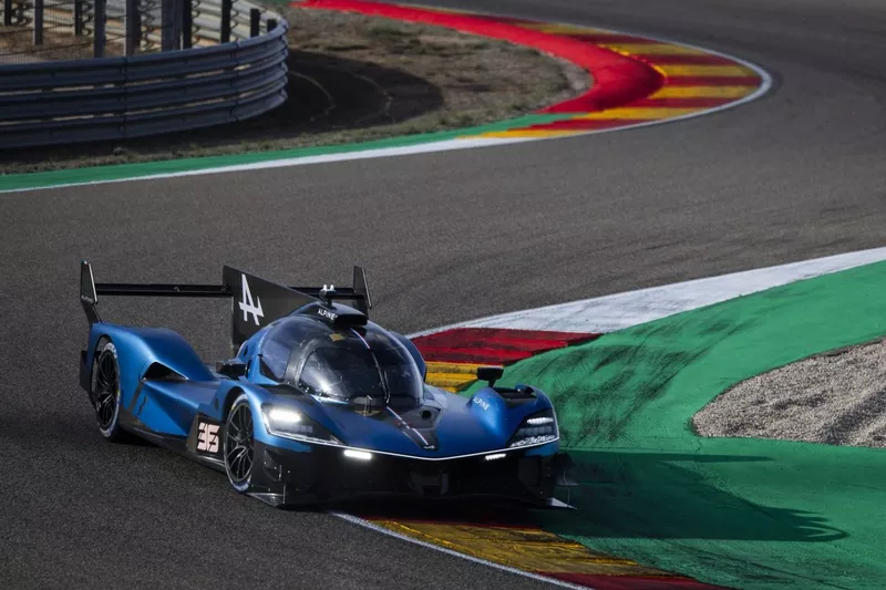 Alpine A424