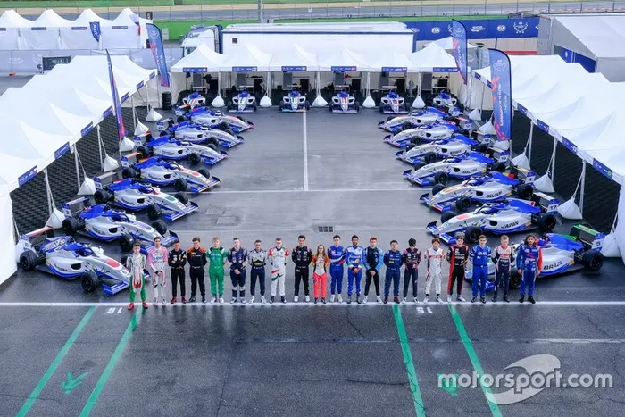 F4 Foto de grupo