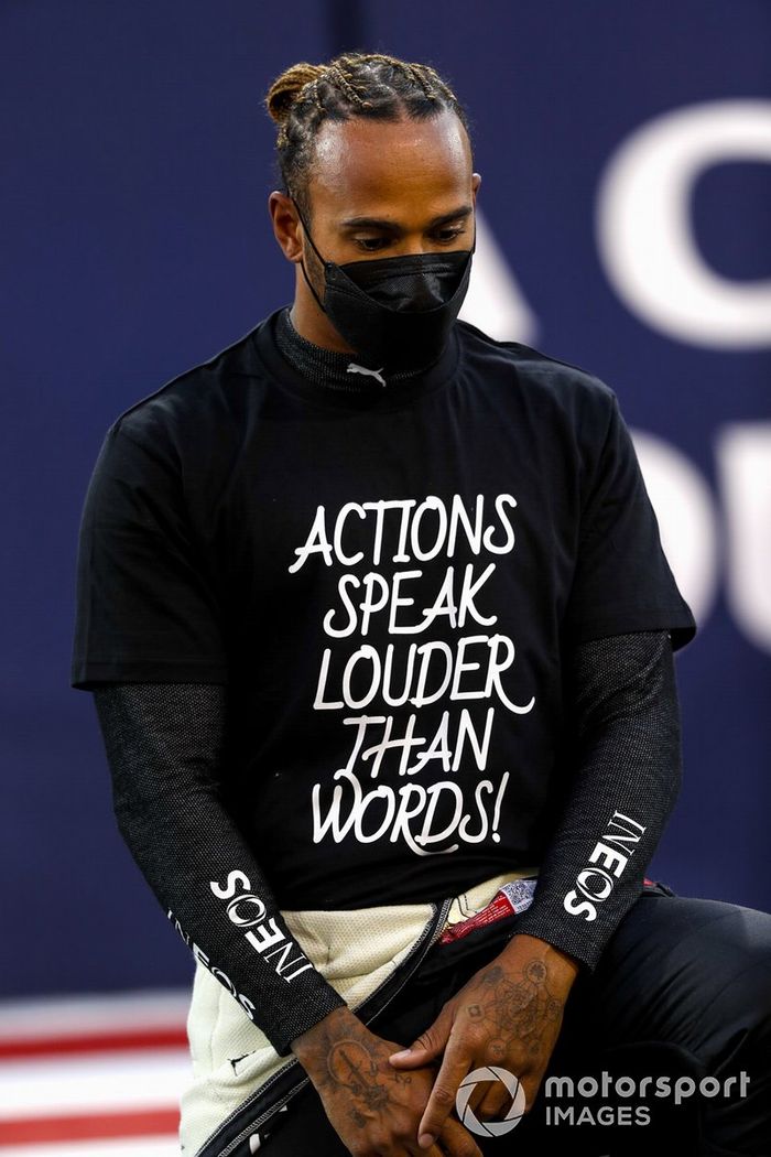 Lewis Hamilton, Mercedes se pone de rodillas