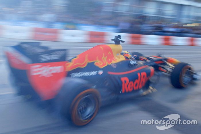Patrick Friesacher, Red Bull Racing