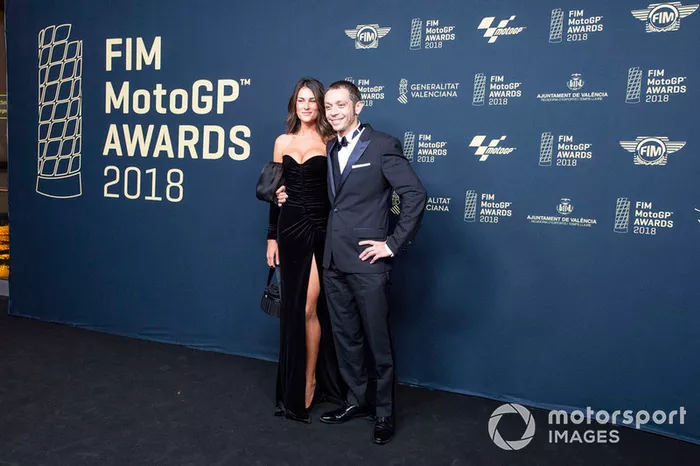 Valentino Rossi, Yamaha Factory Racing y su novia