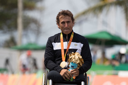 Podio: il vincitore Alex Zanardi