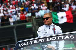 Валттері Боттас, Williams на параді плотів