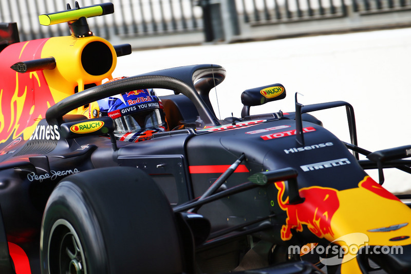 Max Verstappen, Red Bull Racing RB12 with the Halo cockpit cover