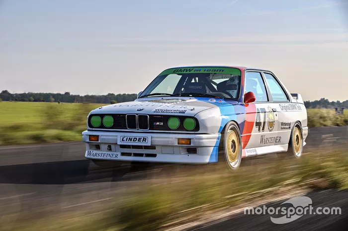 BMW M3 DTM E30