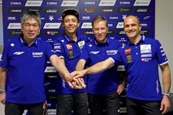 Valentino Rossi, Movistar Yamaha MotoGP celebra su nuevo contrato con Yamaha