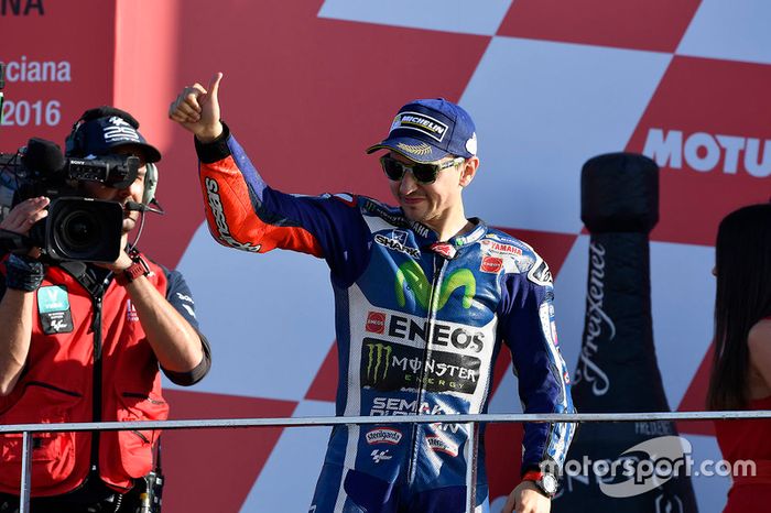 Podium: ganador, Jorge Lorenzo, Yamaha Factory Racing