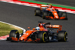 Fernando Alonso, McLaren MCL32, Stoffel Vandoorne, McLaren MCL32