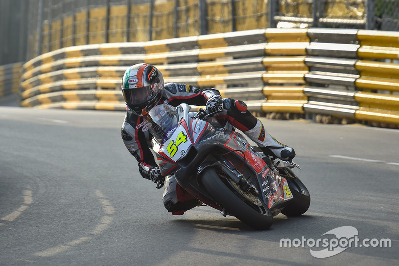 16. Steve Heneghan, Yamaha
