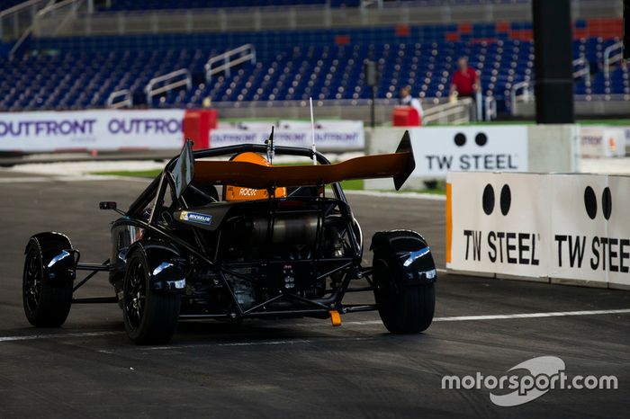 Ariel Atom Cup en pista