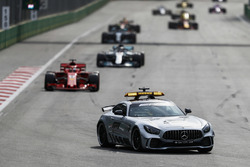 Güvenlik aracı, Sebastian Vettel, Ferrari SF71H, Lewis Hamilton, Mercedes AMG F1 W09, Valtteri Bottas, Mercedes AMG F1 W09
