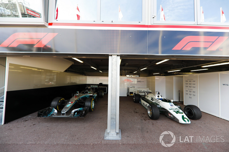 La Williams FW08 Ford Cosworth del 1982 di Keke Rosberg e la Mercedes W07 del 2016 di Nico Rosberg