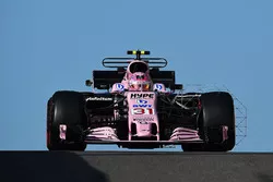 Esteban Ocon, Sahara Force India VJM10 avec des capteurs aérodynamiques