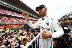 Lewis Hamilton, Mercedes AMG F1, 1st position, celebrates with fans