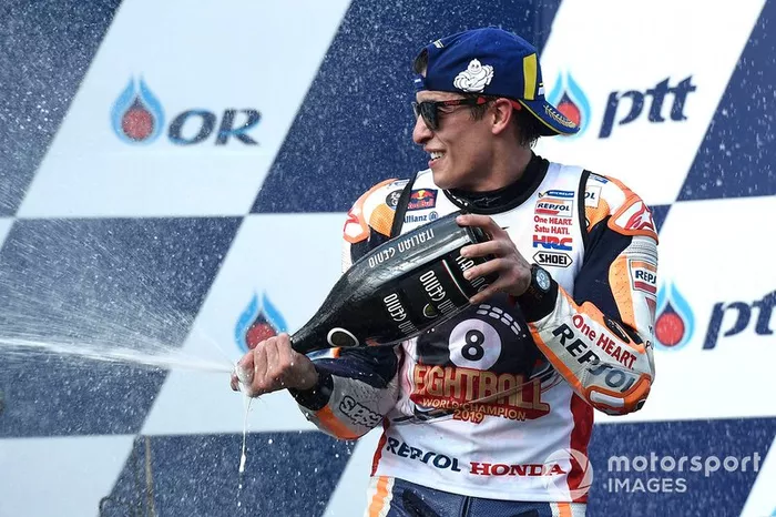 Podio: il vincitore della gara Marc Marquez, Repsol Honda Team