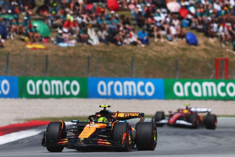 Lewis Hamilton, Ferrari, Lando Norris, McLaren