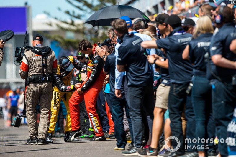 Craig Lowndes, Triple Eight Race Engineering Holden, Chaz Mostert, Tickford Racing Ford