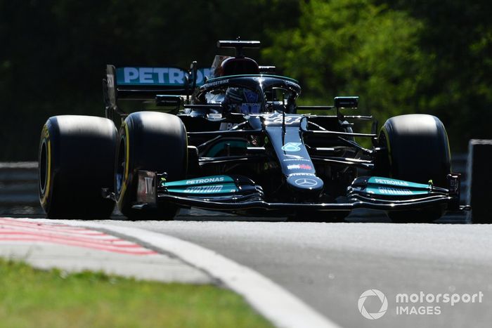 Lewis Hamilton, Mercedes W12