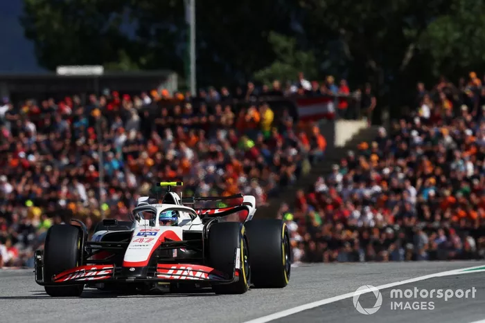 Mick Schumacher, Haas VF-22