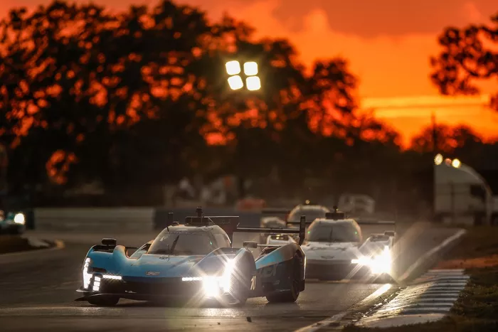 #10 Cadillac Wayne Taylor Racing Cadillac V- Series.R: Ricky Taylor, Filipe Albuquerque, Will Stevens