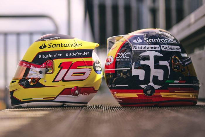 Casco de Carlos Sainz y Charles Leclerc, Ferrari