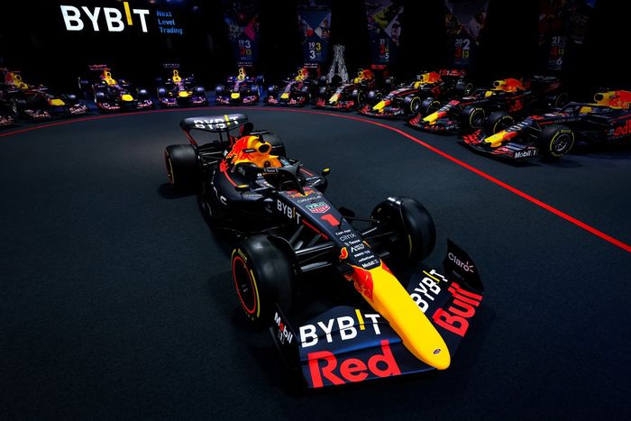 Red Bull Racing RB18