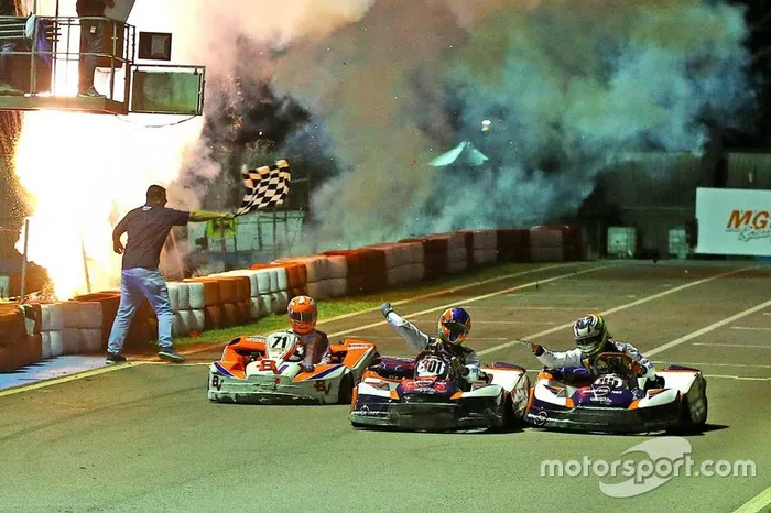 Equipe America Net Car Racing KTF foi a grande campeã das 500 Milhas de Kart

