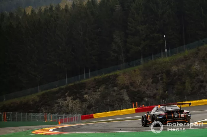 #86 GR Racing Porsche 911 RSR - 19: Michael Wainwright, Benjamin Barker, Tom Gamble 