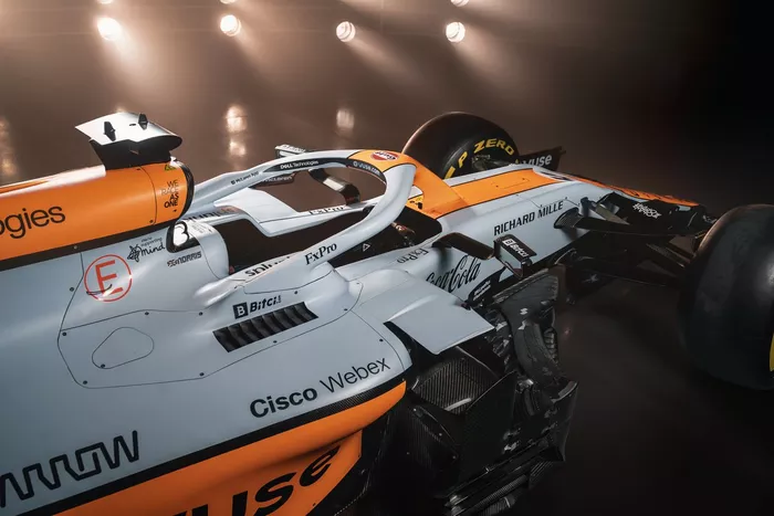 McLaren MCL35M con nueva decoración Gulf