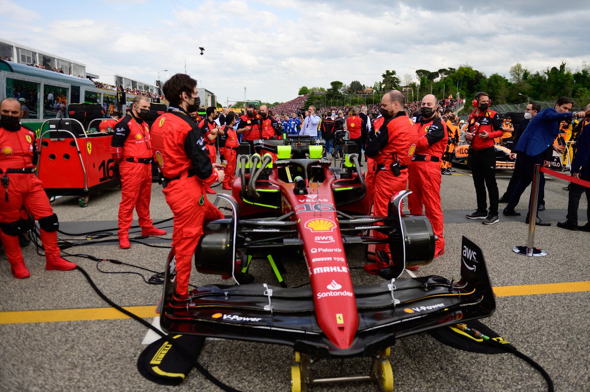 "Suçlama kültüründen uzaklaşmak Ferrari'yi yeniden zirveye yerleştirdi" 1 Formula 1 Haberleri - F1 Puan Durumu Ferrari F1-75