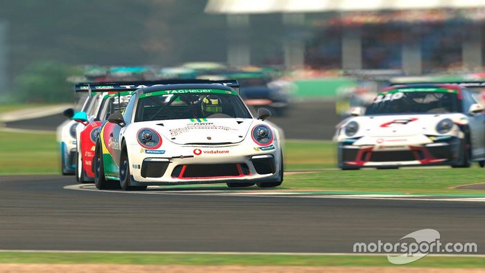 Jeff Giassi na Porsche TAG Heuer Esports Supercup