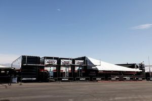 Will Power, configuración del paddock del Team Penske Chevrolet