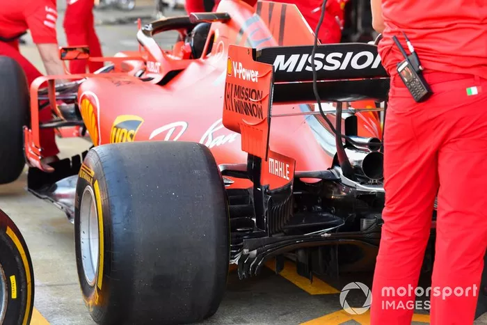 Detalle técnico del Ferrari SF90 