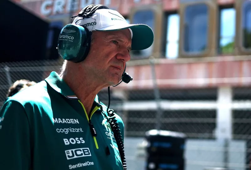Adrian Newey, partenaire technique d'Aston Martin F1 sur la grille de départ 