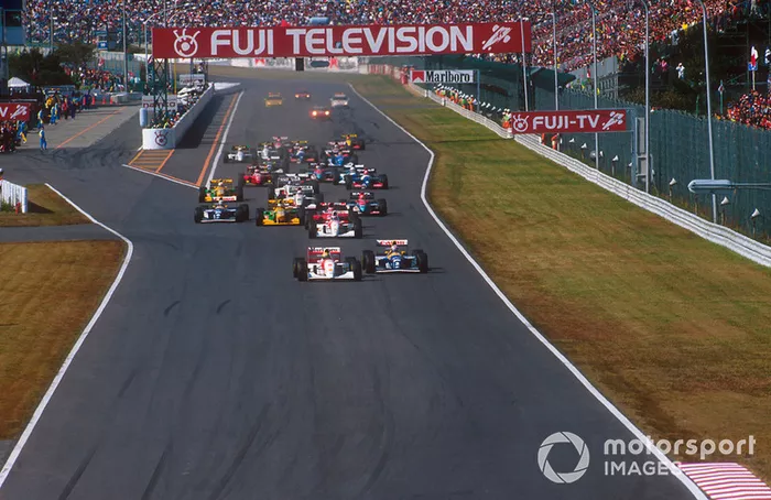 Ayrton Senna, McLaren MP4/8 Ford, Alain Prost, Williams FW15C Renault, na largada