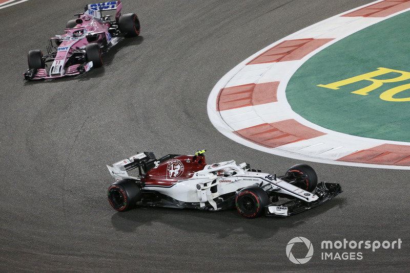 Шарль Леклер, Sauber C37, Серхіо Перес, Racing Point Force India VJM11